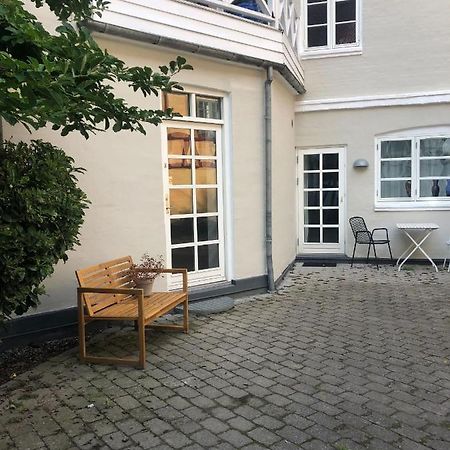דירות Nyrenoveret Charmerende Lejlighed I Odense C! מראה חיצוני תמונה