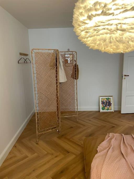 דירות Nyrenoveret Charmerende Lejlighed I Odense C! מראה חיצוני תמונה