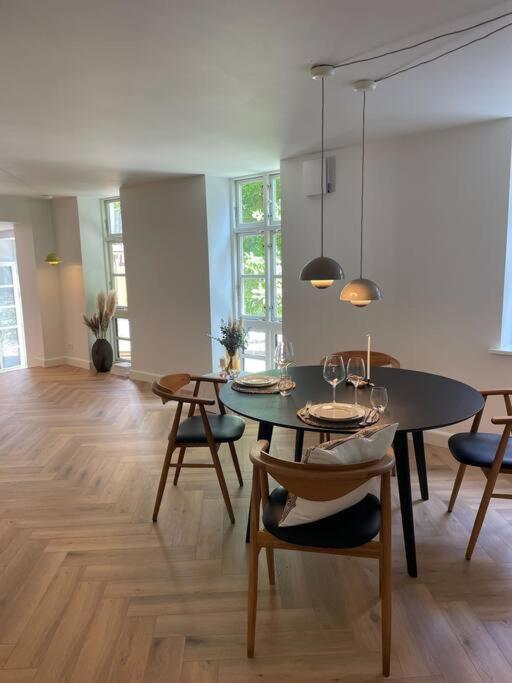 דירות Nyrenoveret Charmerende Lejlighed I Odense C! מראה חיצוני תמונה